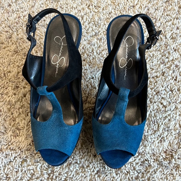 Jessica Simpson Shoes - Black and Blue, Man killer Jessica Simpson Pumps
